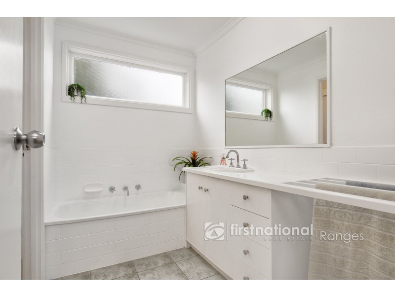 9 Apsley Court, Ferntree Gully VIC 3156