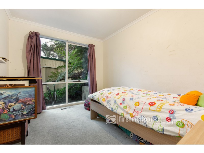 43 Mountain Road, Cockatoo VIC 3781