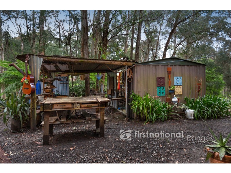 43 Mountain Road, Cockatoo VIC 3781