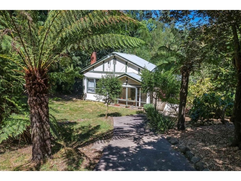 4 Cole Avenue, Belgrave VIC 3160