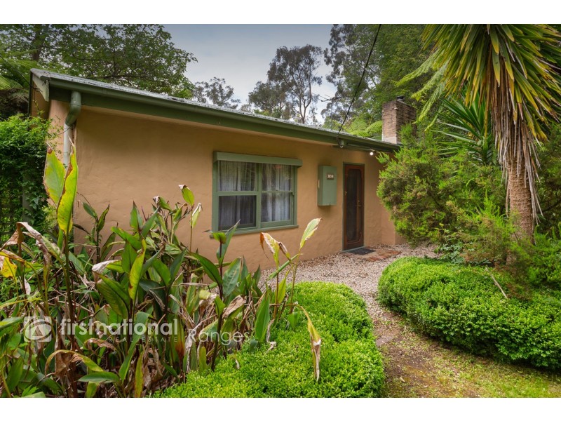 4 Suffolk Avenue, Cockatoo VIC 3781