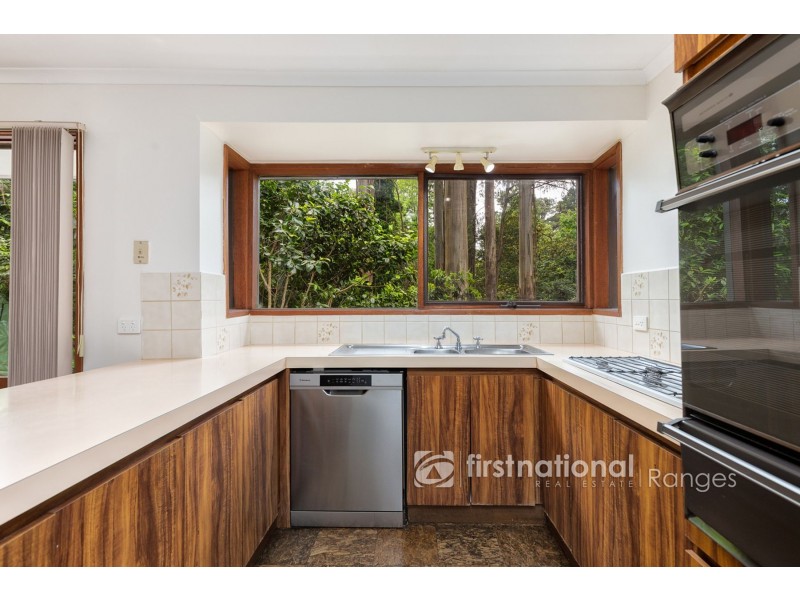 39 Olinda Crescent, Olinda VIC 3788