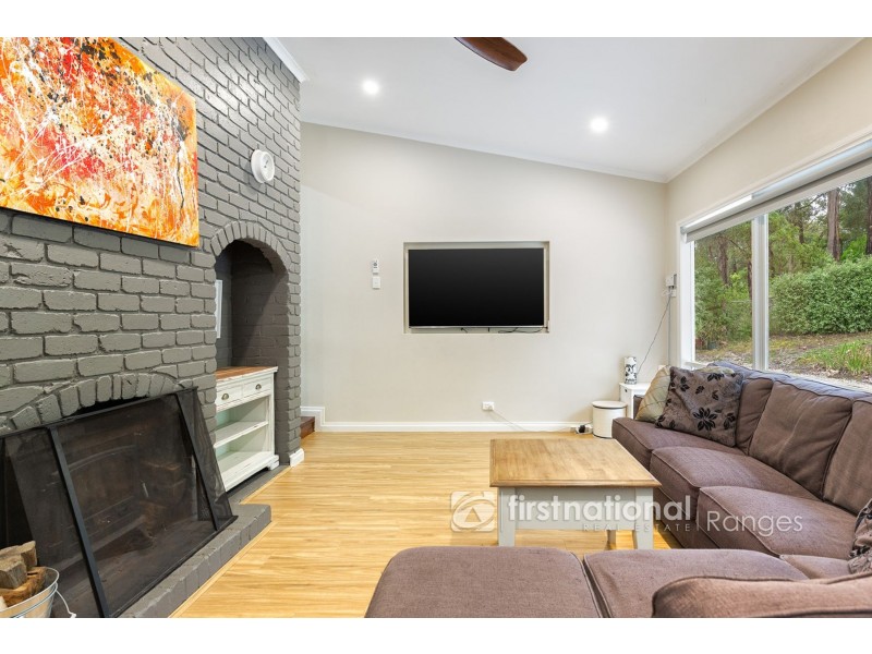 153 Rainy Hill Road, Cockatoo VIC 3781
