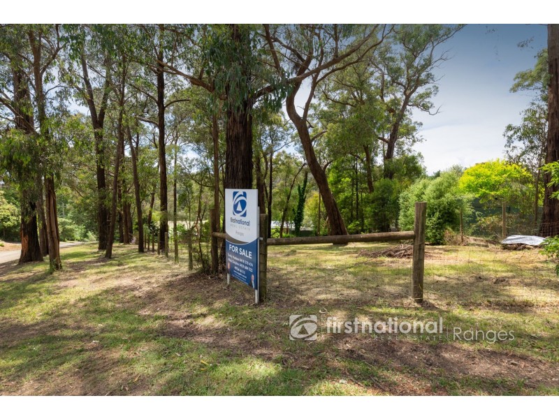 1 Salisbury Avenue, Cockatoo VIC 3781