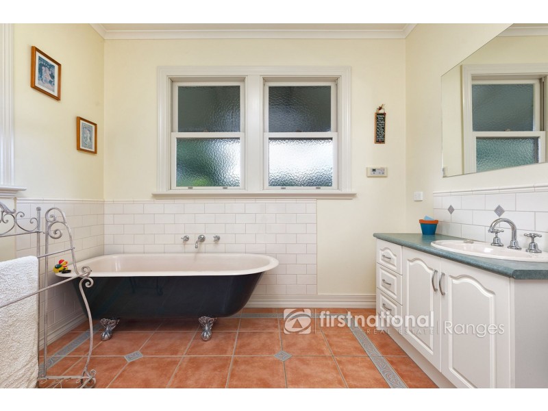 25 Oneill Road, Macclesfield VIC 3782