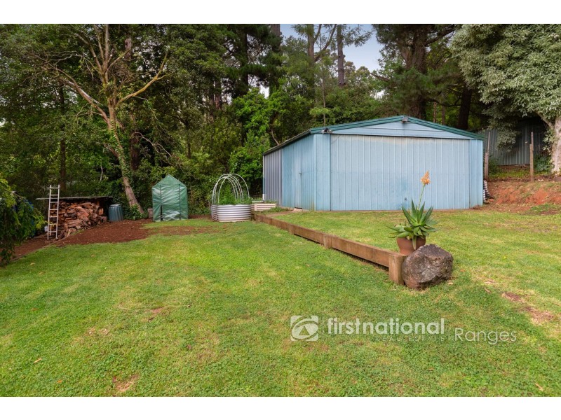 13 Seaview Road, Cockatoo VIC 3781