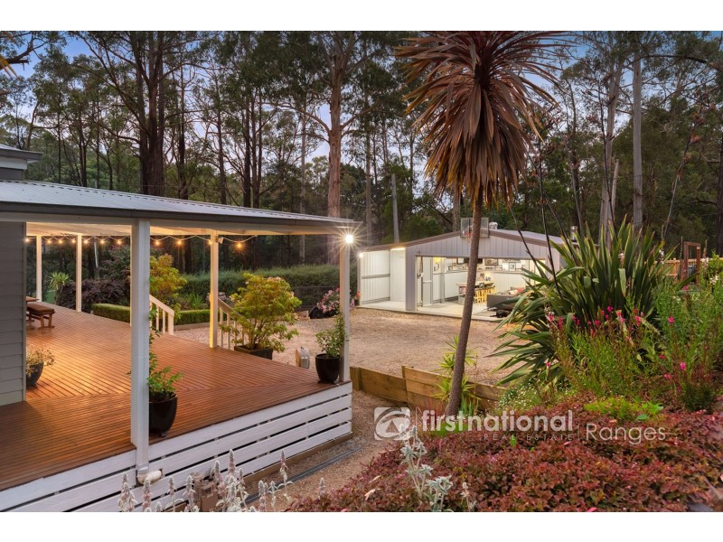 18 View Hill Road, Cockatoo VIC 3781