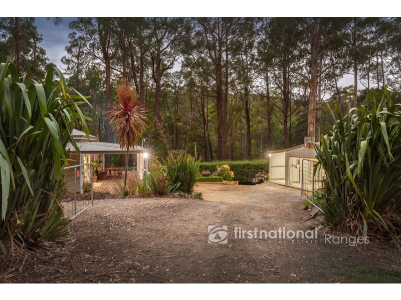 18 View Hill Road, Cockatoo VIC 3781