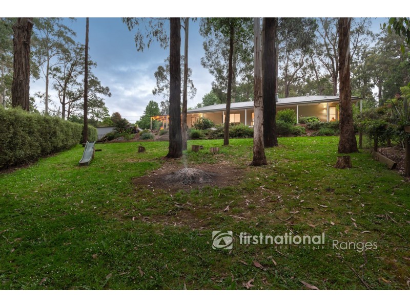18 View Hill Road, Cockatoo VIC 3781