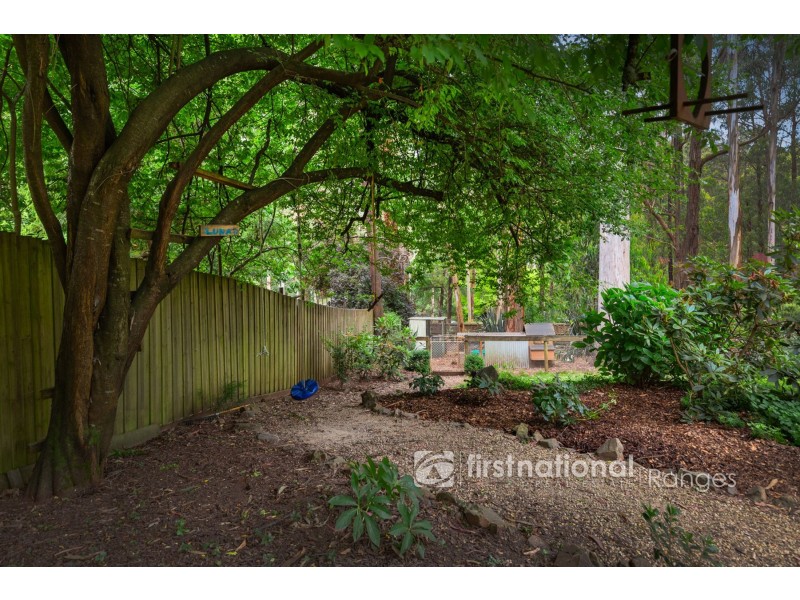 18 View Hill Road, Cockatoo VIC 3781