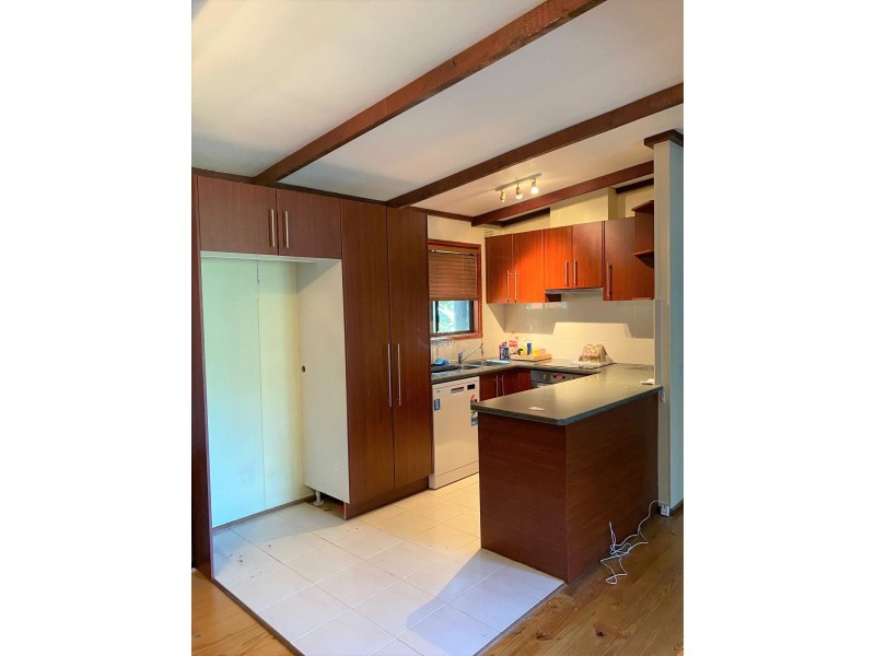 13 Naughton Street, Cockatoo VIC 3781