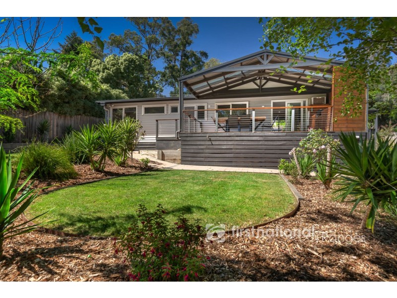 14 Joffre Parade, Cockatoo VIC 3781