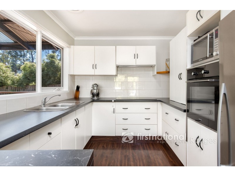 14 Joffre Parade, Cockatoo VIC 3781
