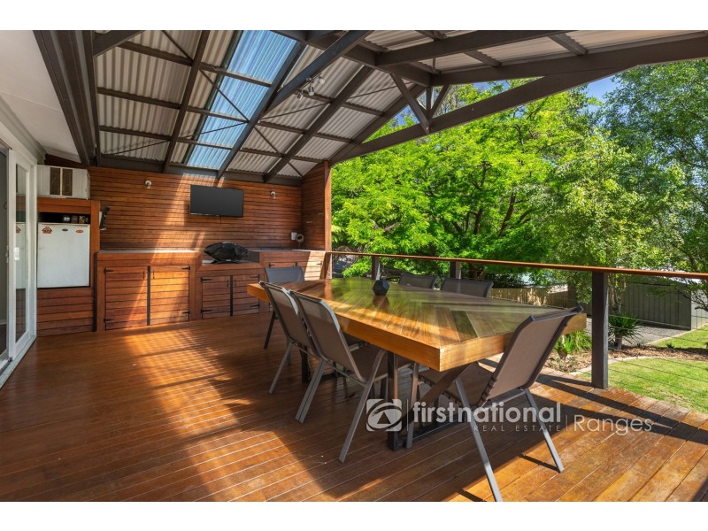14 Joffre Parade, Cockatoo VIC 3781