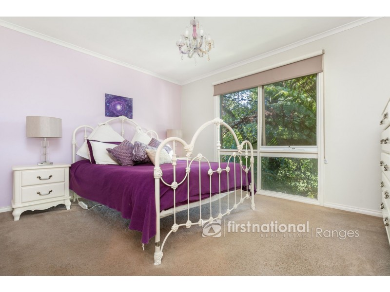 14 Haylock Avenue, Cockatoo VIC 3781