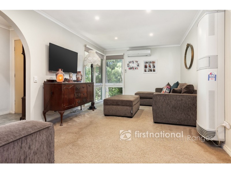 14 Haylock Avenue, Cockatoo VIC 3781