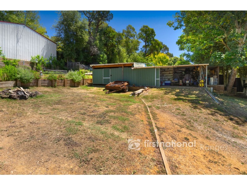 14 Haylock Avenue, Cockatoo VIC 3781