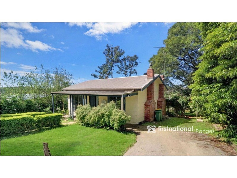 72 Moores Road, Monbulk VIC 3793