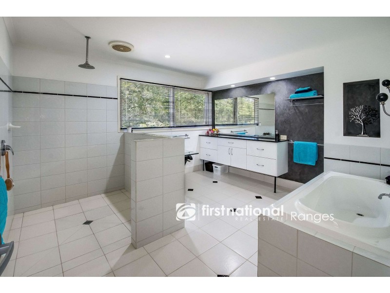 2 Silvan Court, Emerald VIC 3782