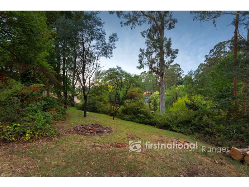 1 Brisbanes Road, Cockatoo VIC 3781
