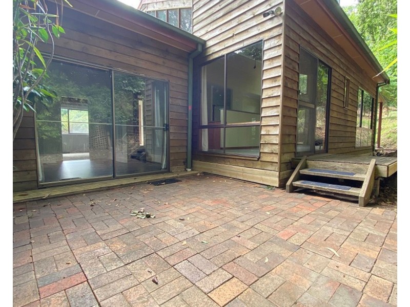 32 Belgrave-Gembrook Road, Cockatoo VIC 3781