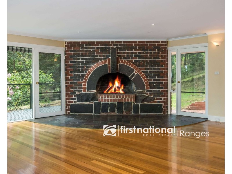 1 Batesleigh Road, Selby VIC 3159