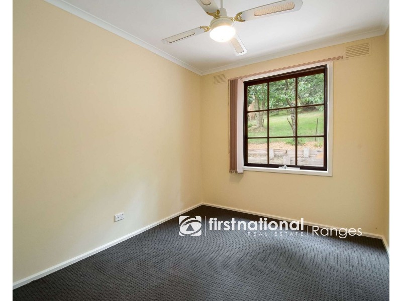 1 Batesleigh Road, Selby VIC 3159