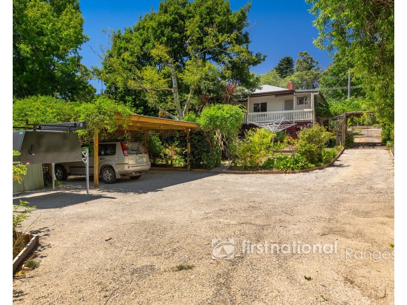 19 Macclesfield Road, Emerald VIC 3782