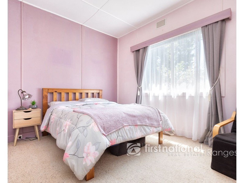 19 Macclesfield Road, Emerald VIC 3782