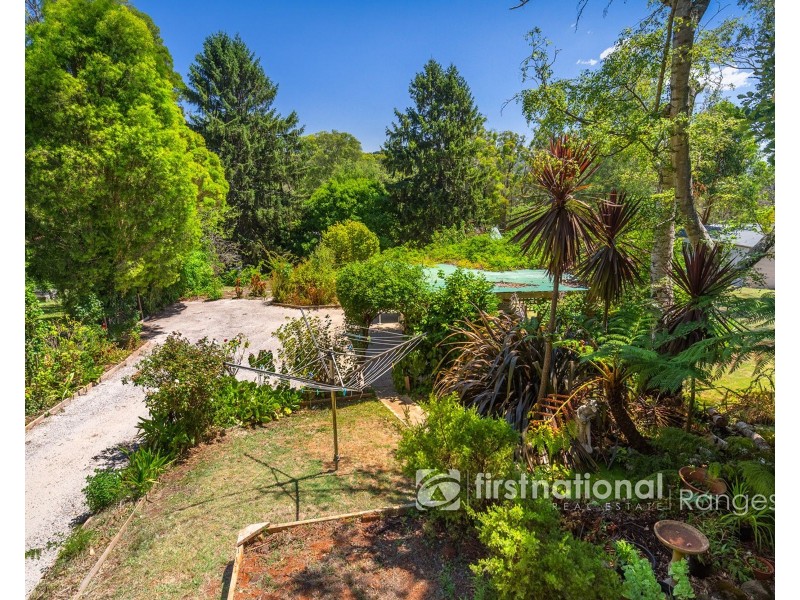 19 Macclesfield Road, Emerald VIC 3782