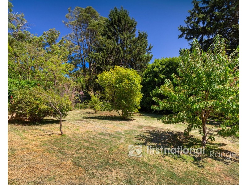 19 Macclesfield Road, Emerald VIC 3782