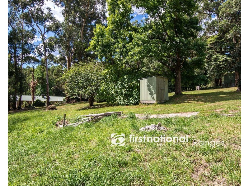 4 Waimea Grove, Selby VIC 3159