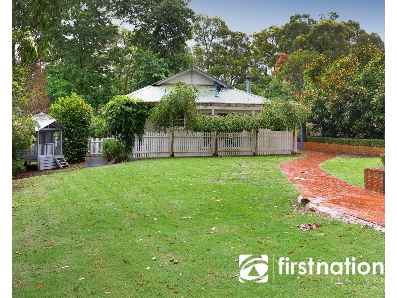 2 Margaret Road, Avonsleigh VIC 3782