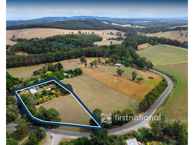 565 Paternoster Road, Mount Burnett VIC 3781