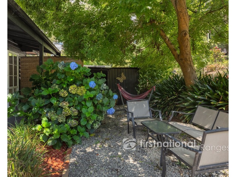 6 Allenby Avenue, Cockatoo VIC 3781