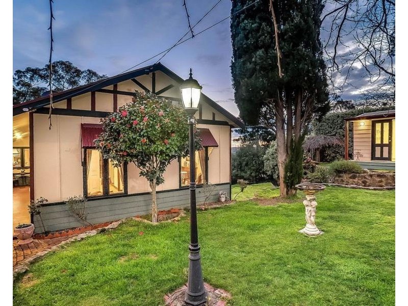 64 Ferguson Street, Upwey VIC 3158