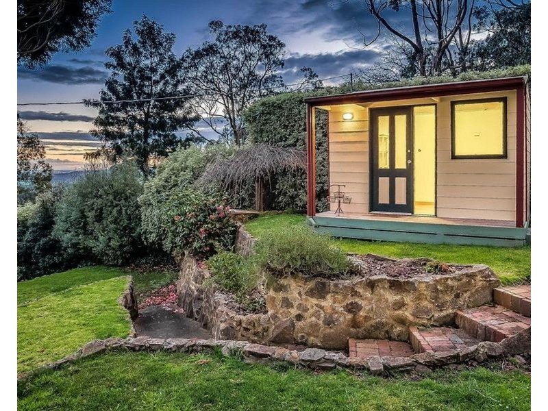 64 Ferguson Street, Upwey VIC 3158