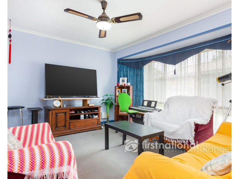 102 Clairmont Avenue, Cranbourne VIC 3977