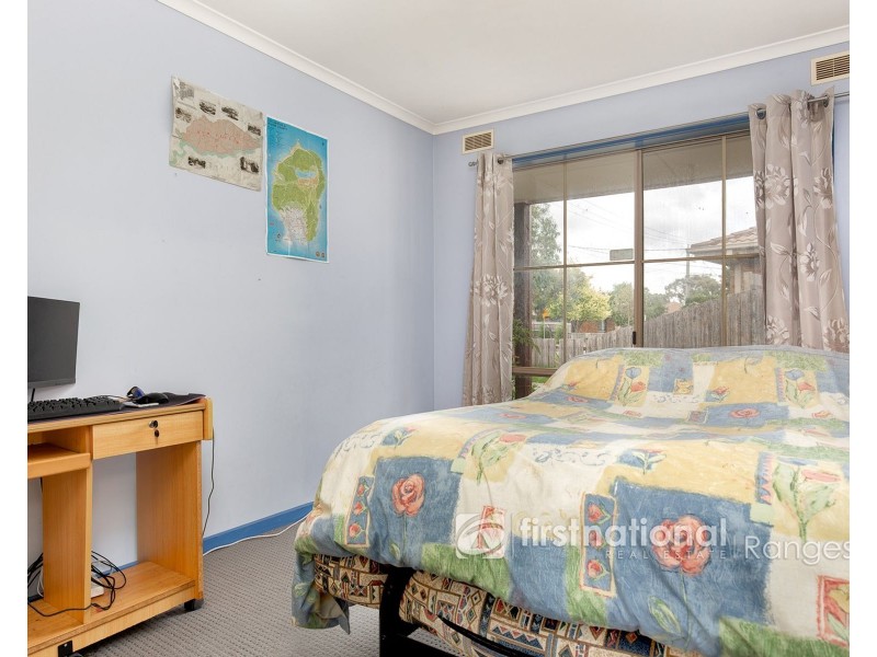 102 Clairmont Avenue, Cranbourne VIC 3977