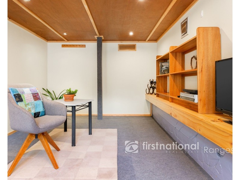 14 Menin Road, Monbulk VIC 3793