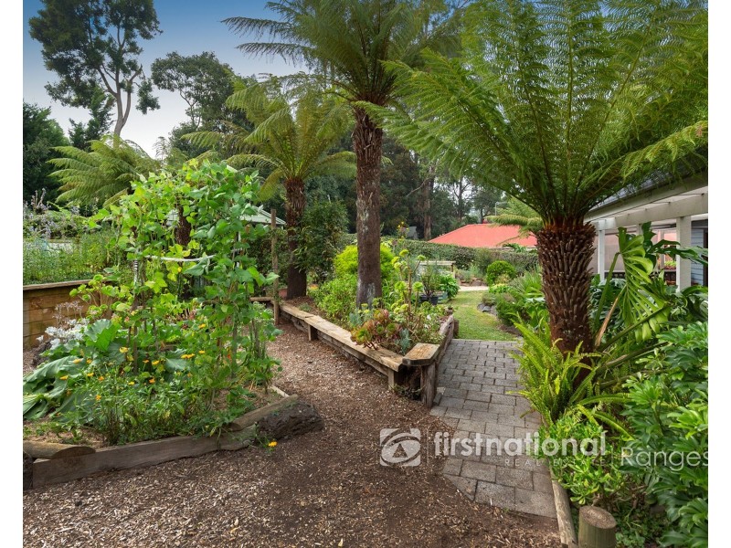 14 Menin Road, Monbulk VIC 3793