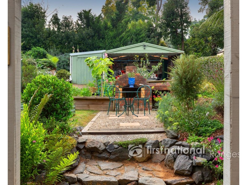 14 Menin Road, Monbulk VIC 3793