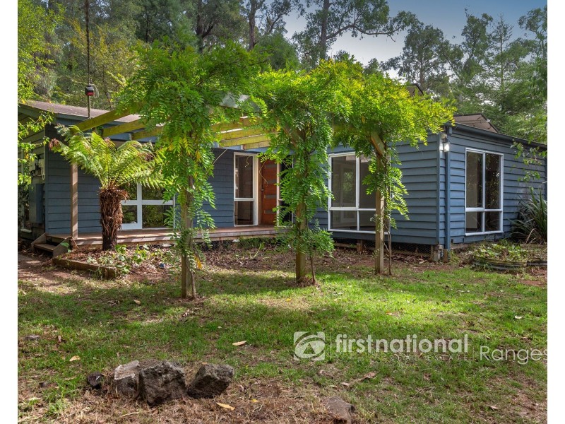 76 First Avenue, Cockatoo VIC 3781