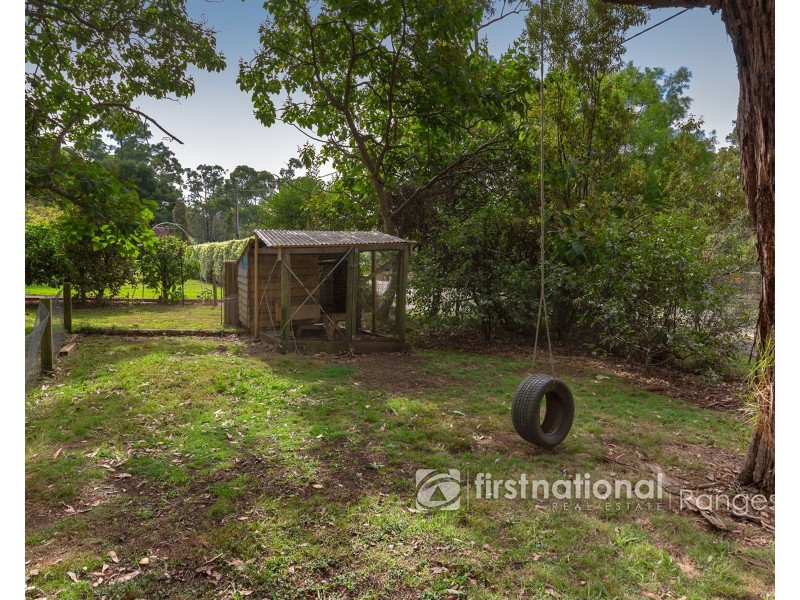 76 First Avenue, Cockatoo VIC 3781