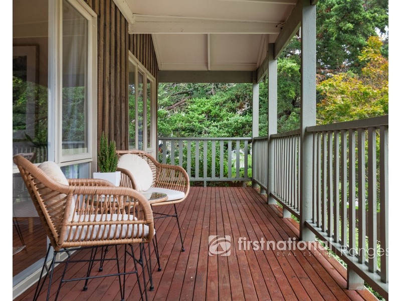 16 Fairway Road, Emerald VIC 3782