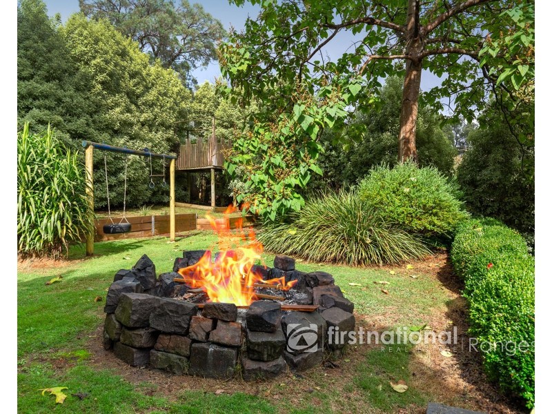 16 Fairway Road, Emerald VIC 3782