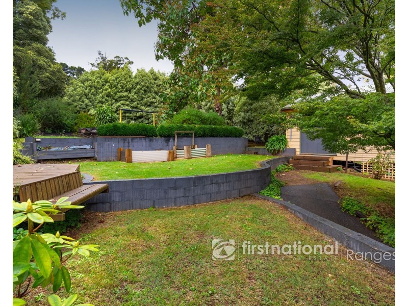 16 Fairway Road, Emerald VIC 3782