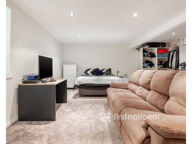 2 Ogilvy Road, Clematis VIC 3782