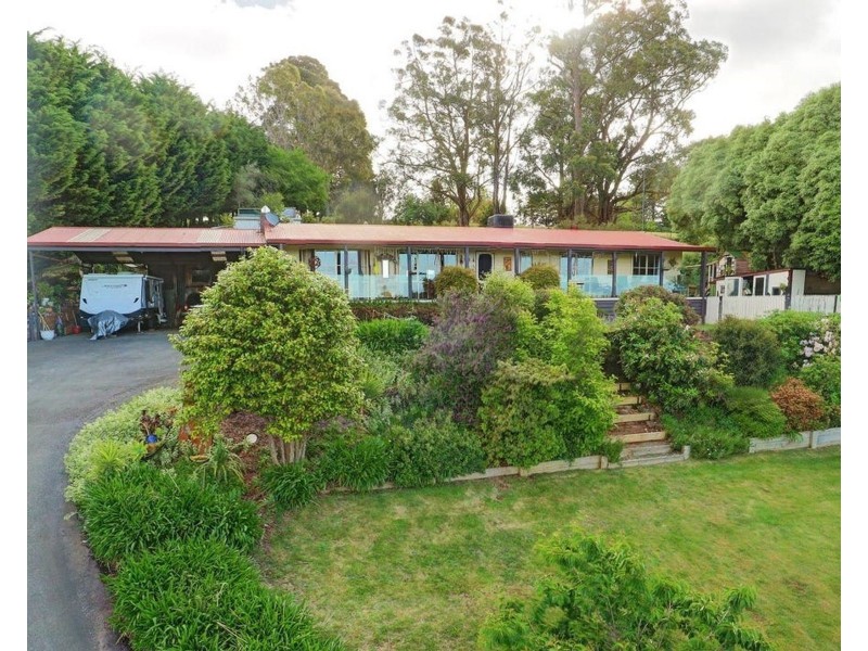33 William Street, Emerald VIC 3782