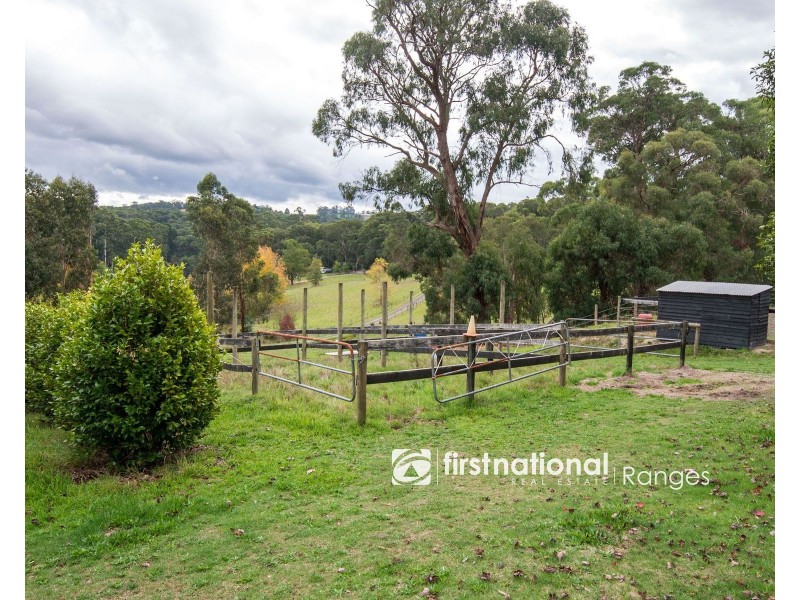 19 Oneill Road, Macclesfield VIC 3782